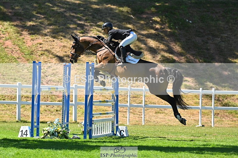 260704A-152325-15847 - Cls 33 Snr Fox Second Round