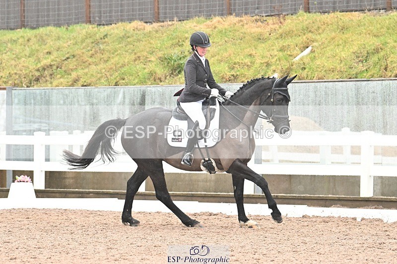 250215-134304-03924 - 191-Julia.Walker-Maygar.Tiki