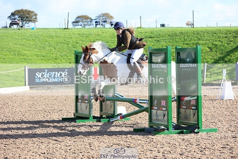 251025-110218-01008 - Cls 23+24 Club and Schools 70cm