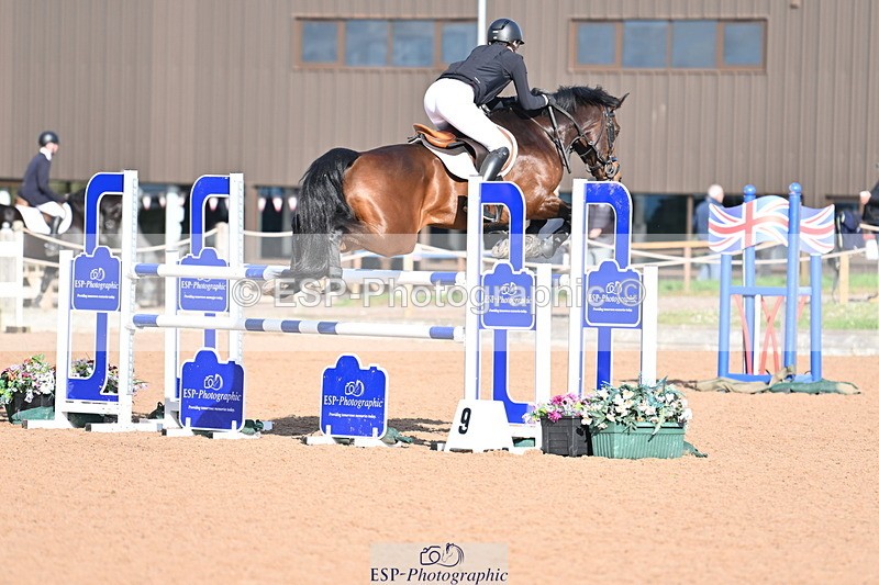 231014A-104259-04195 - Cls 18 Newcomers & 1.10m Open