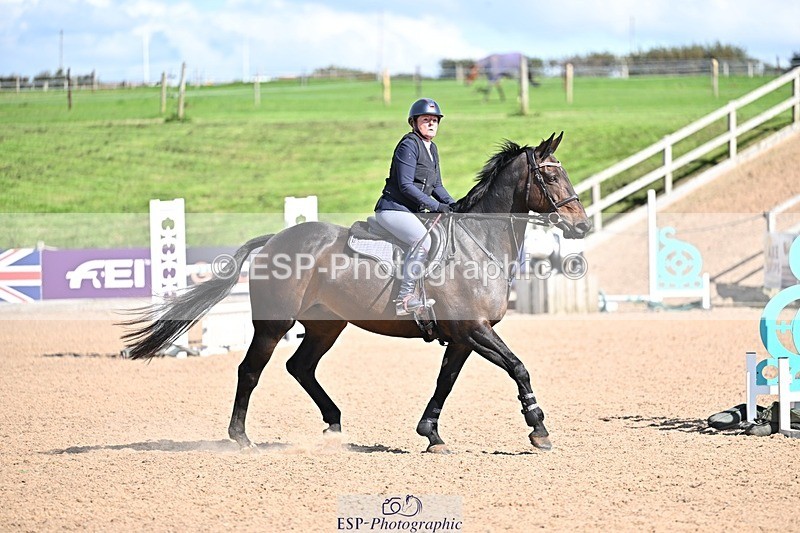 250924-131757-00403 - Cls 4 Newcomers and 1.10m Open