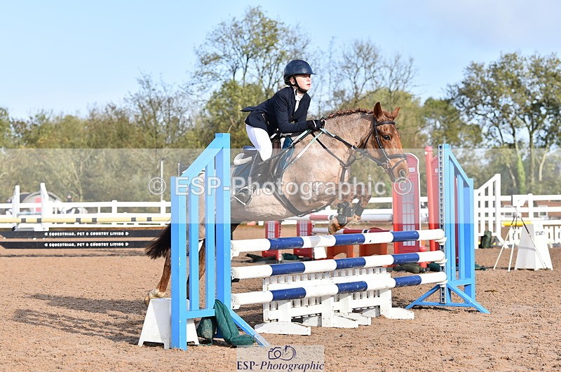 231028A-105458-00626 - Cls 2 British Novice & 80cm Open