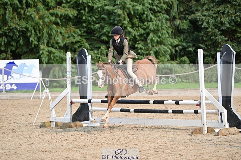 240818-161733-05380 - Cls 13 Pony Intro 70cm