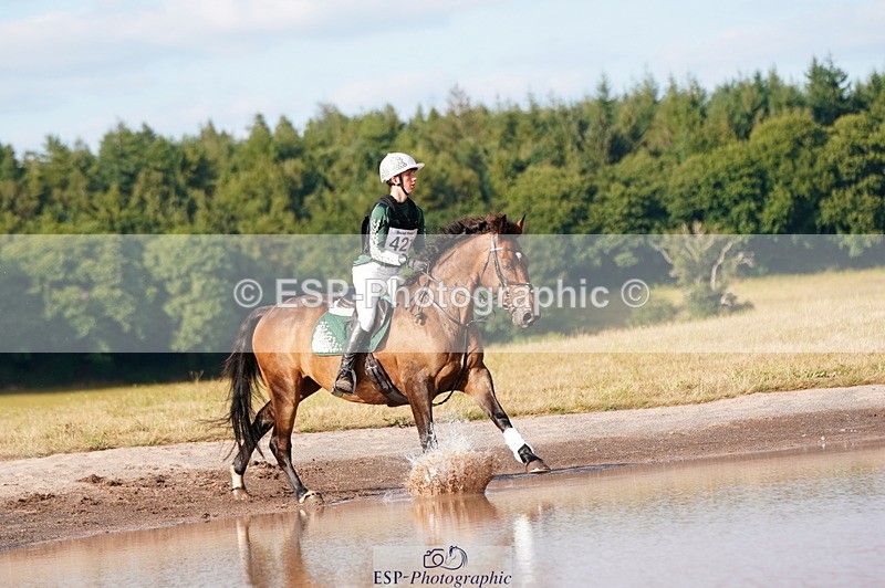 250802A-181114-09360 - I-421-Connor.Heard-CHARLIE.BUBBLES