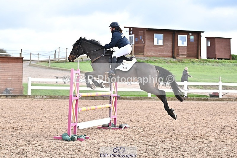 251119-115918-00313 - Cls 3 Snr 1.05m Open