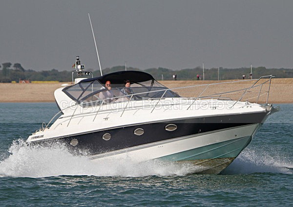 110422 FAIRLINE IMG_3974 - Motorboats - Open