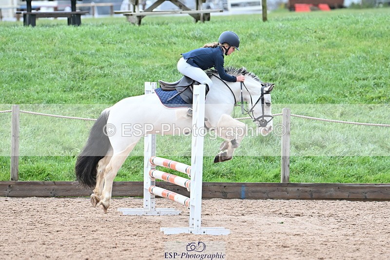 231203A-131603-01321 - Cls 23 Stepping Stones 128cm & 138cm