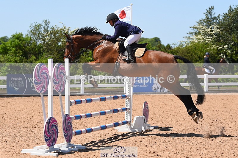 230526A-140454-01876 - Cls 11 95cm Amateur Quali