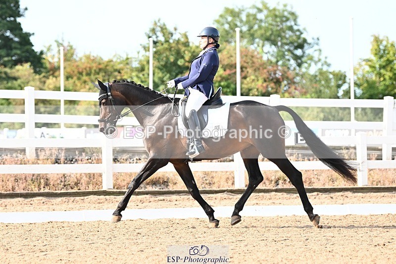 250815-093128-00152 - 028-Victoria.MaundrellBonetta