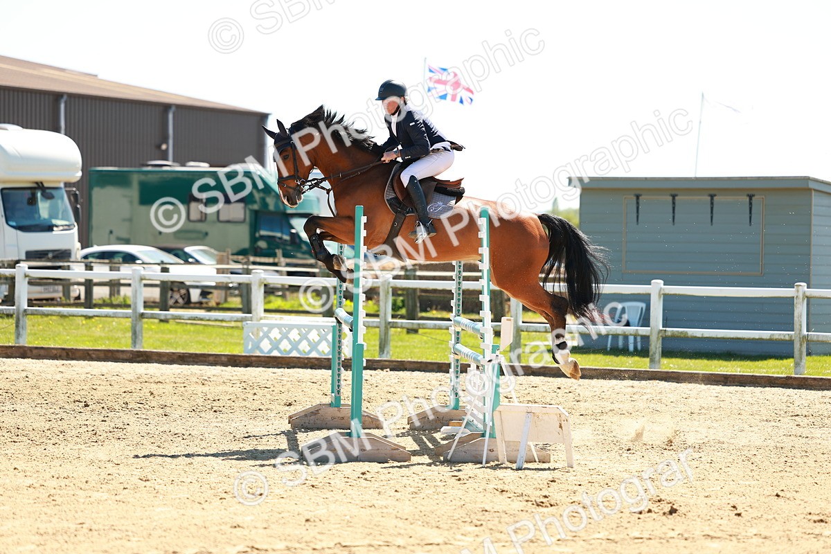 SBM_001439 - Class 4 - Senior Newcomers 1.10m