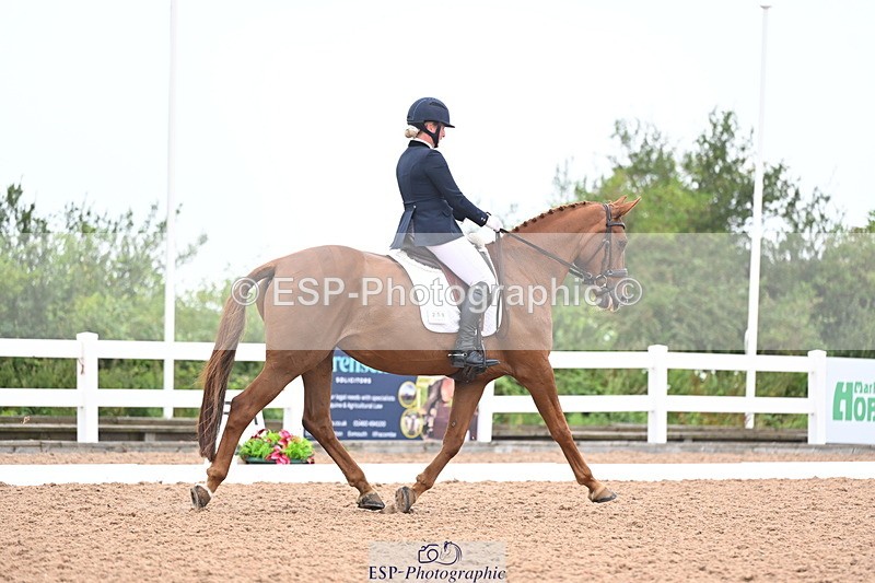 240815A-103339-00121 - 259-Amy.Harris-Stormhill.ultima