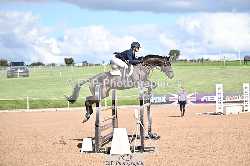 250924-140608-00526 - Cls 6 Foxhunter and 1.20m Open
