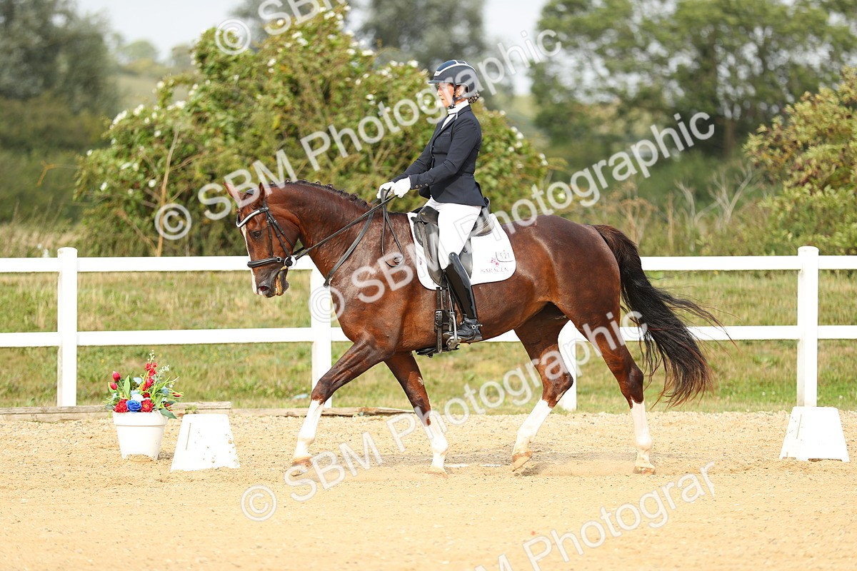 SBM_018444 - Class 14 - Novice 23 - 15.16-16.19