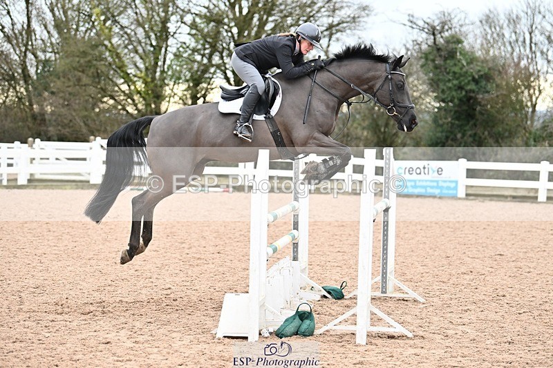 250112-120426-01227 - Cls 19 Snr 1.05m Open