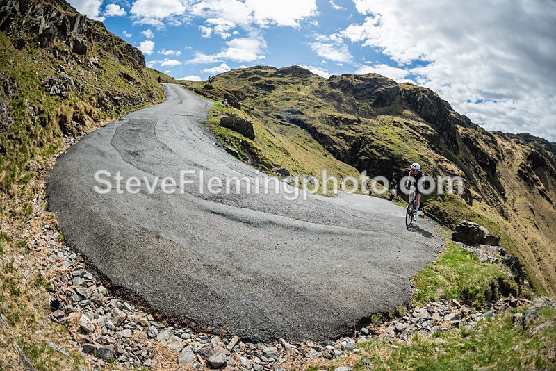 105955 - Hardknott Hairpin 11.00 - 12.00