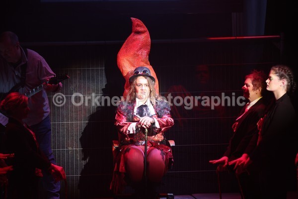 DAD13048 - We Will Rock You