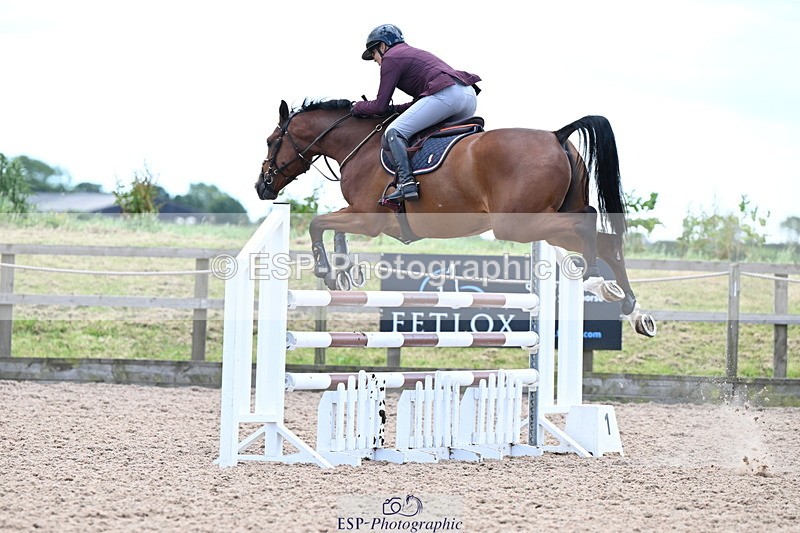 240608A-142938-02758 - Cls 5 Snr Foxhunter and 1.20m Open