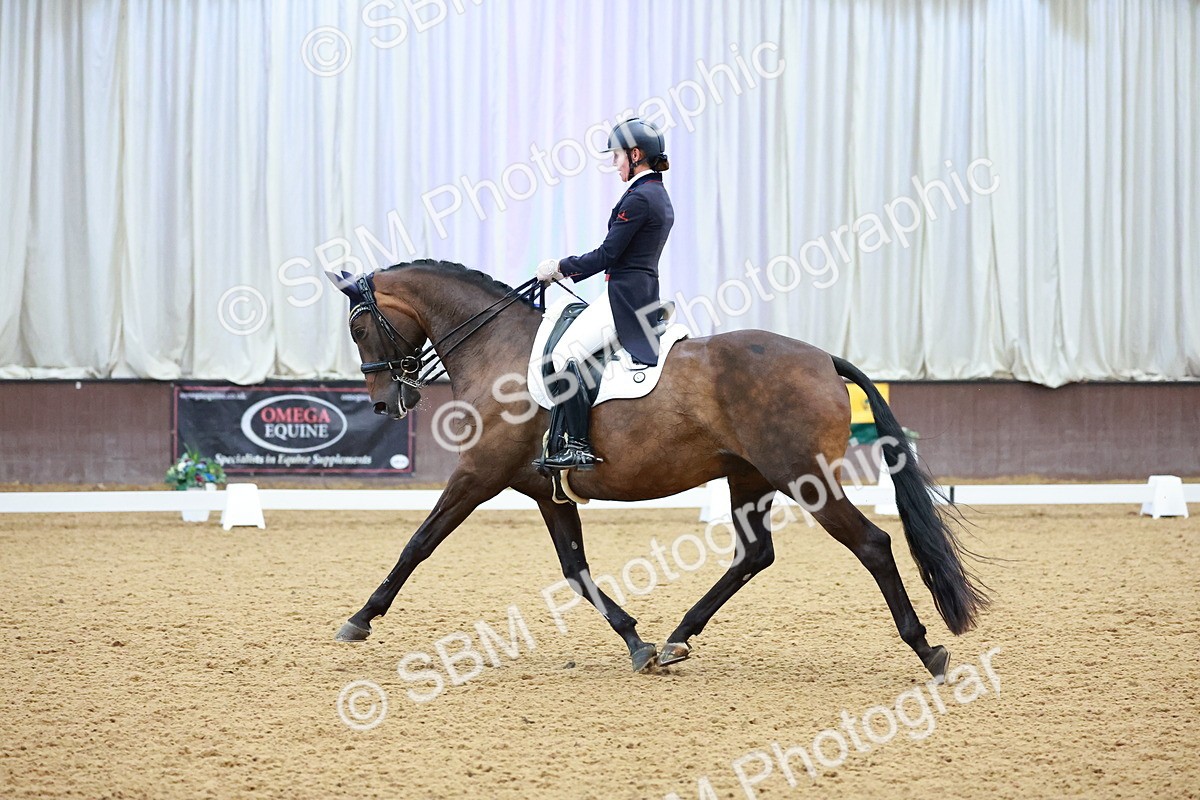 SBM_007985 - Class 9 - FEI INT II - 16.54.17.57