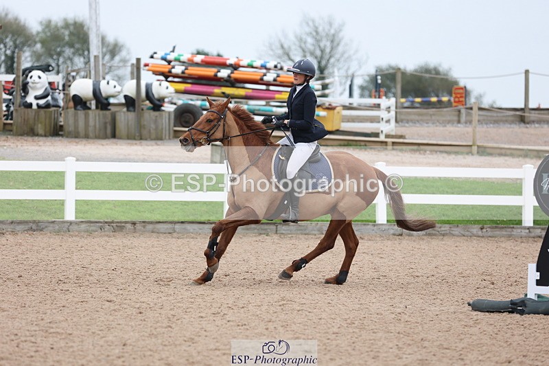 241101A-140232-02347 - FRI Cls 6 Foxhunter and 1.20m Open