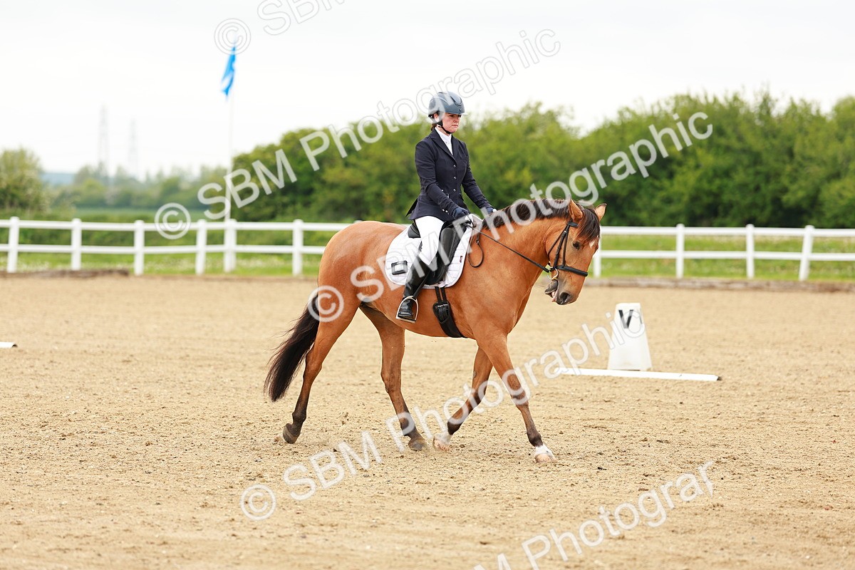SBM_004916 - Class 15 - Novice 5