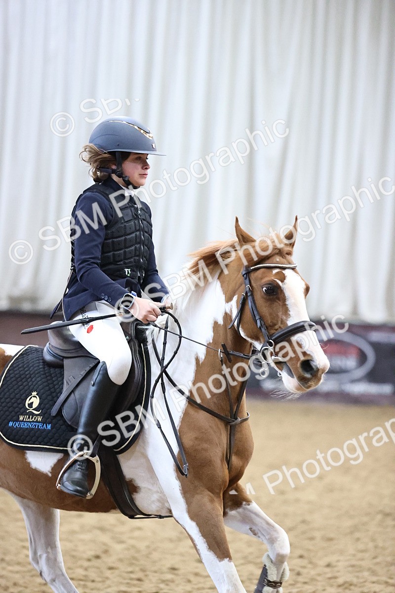 SBM_001564 - Class 3 - Horse & Hound 60cm