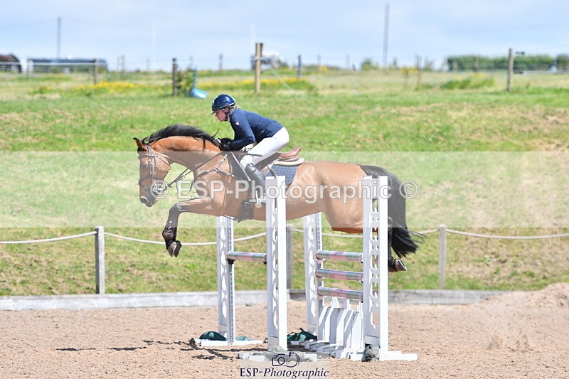 240609A-124624-05339 - Cls 18 Snr Newcomers and 1.10m Open