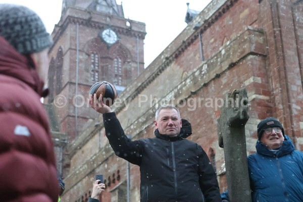 AA076432 - New Years Boys Ba'