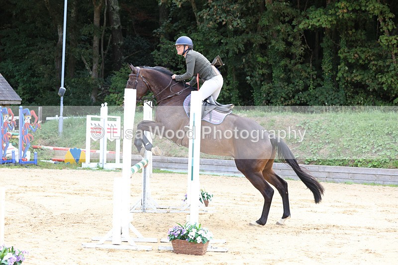 3E7A3372 - Class 4: Senior British Novice/90cm open