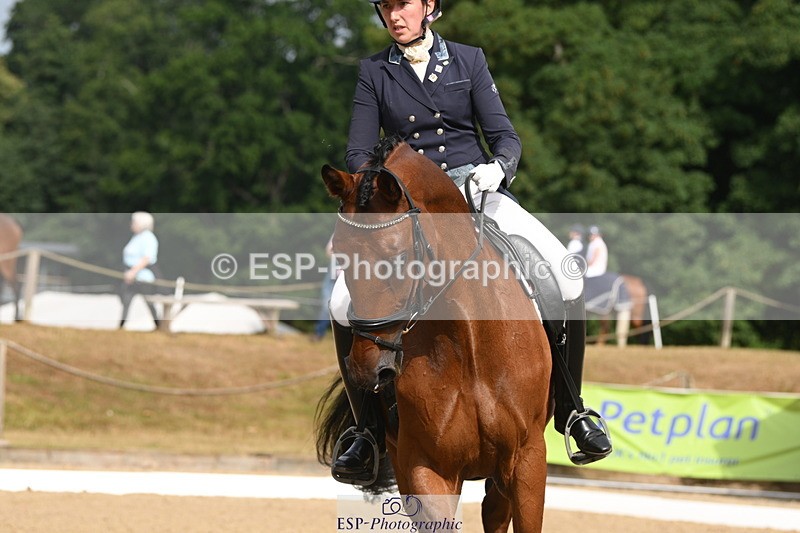 250719A-095253-03142 - 101-Sophie.Douglas-Paquino.V'ant.Goovahof