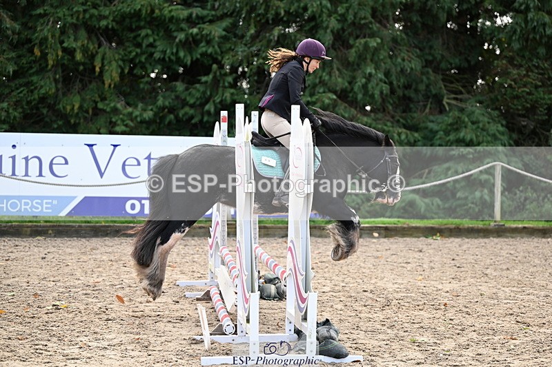 251004A-140309-01420 - Classes 6 & 7 60cm