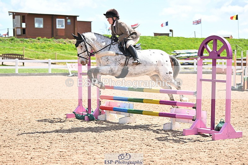 240504A-132323-01735 - Cls 18 & 19 Club & Schools 90cm