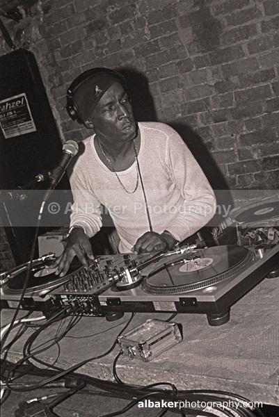 21 - Grandmaster Flash @ Sankeys Soap 23.10.02
