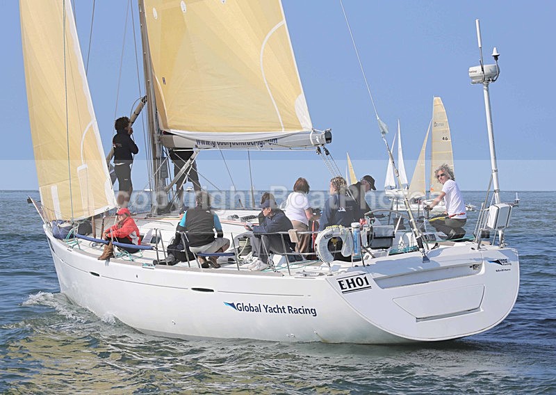140621 GLOBAL YACHT RACING GBR4778R S27A0286 - ROUND THE ISLAND - 21st June 2014