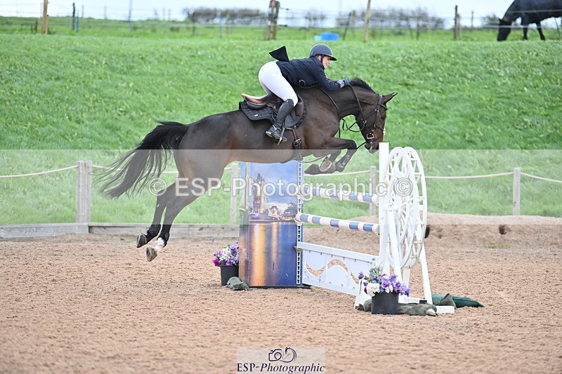 231013A-142342-02672 - Cls 9 Foxhunter & 1.20m Open