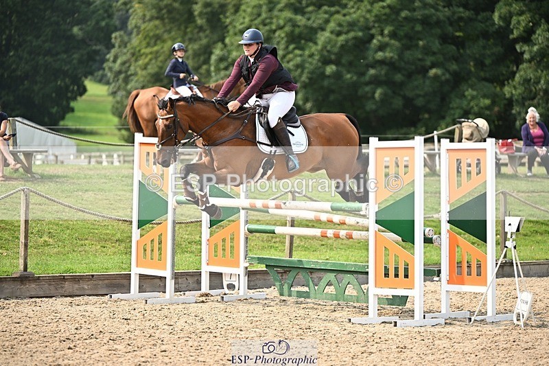 240818-152358-05191 - Cls 12A Snr Foxhunter & 1.20m Open