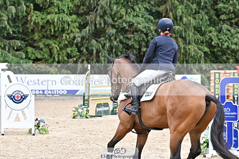 250524A-141921-12407 - D-468-Laura.Collett-LONDON.52