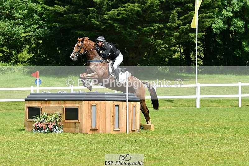 230528-131738-17170 - 409-HENTON_FIRST_LADY-Bundy_Philpott-XC