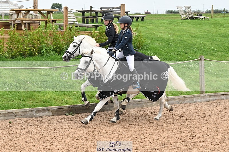 240907A-120425-01138 - Cls 2 Pony Small Team 70cm & 80cm
