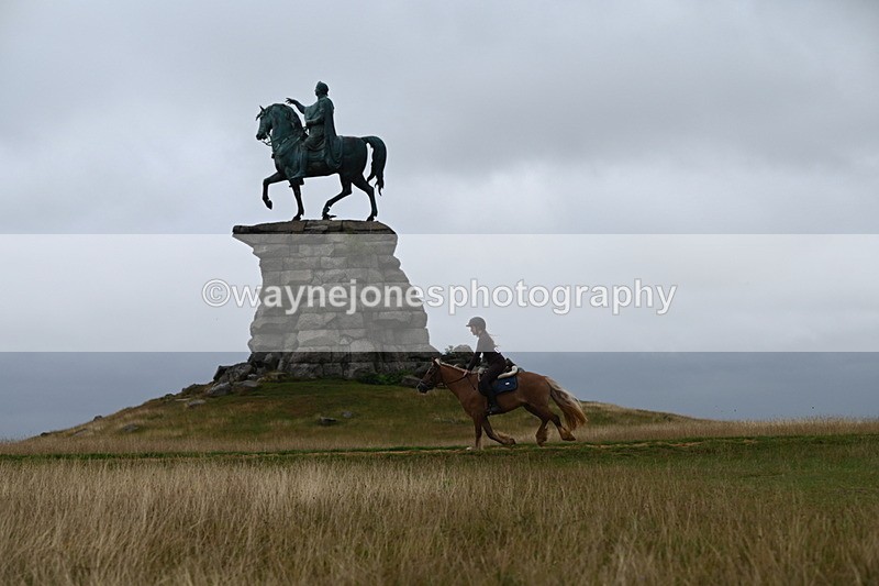 DSC_0147 - Time at Statue 09:51 to 10:54