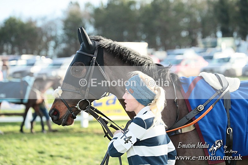 PtP 141225  1963 - New Forest Hounds PtP Larkhill 14/12/25