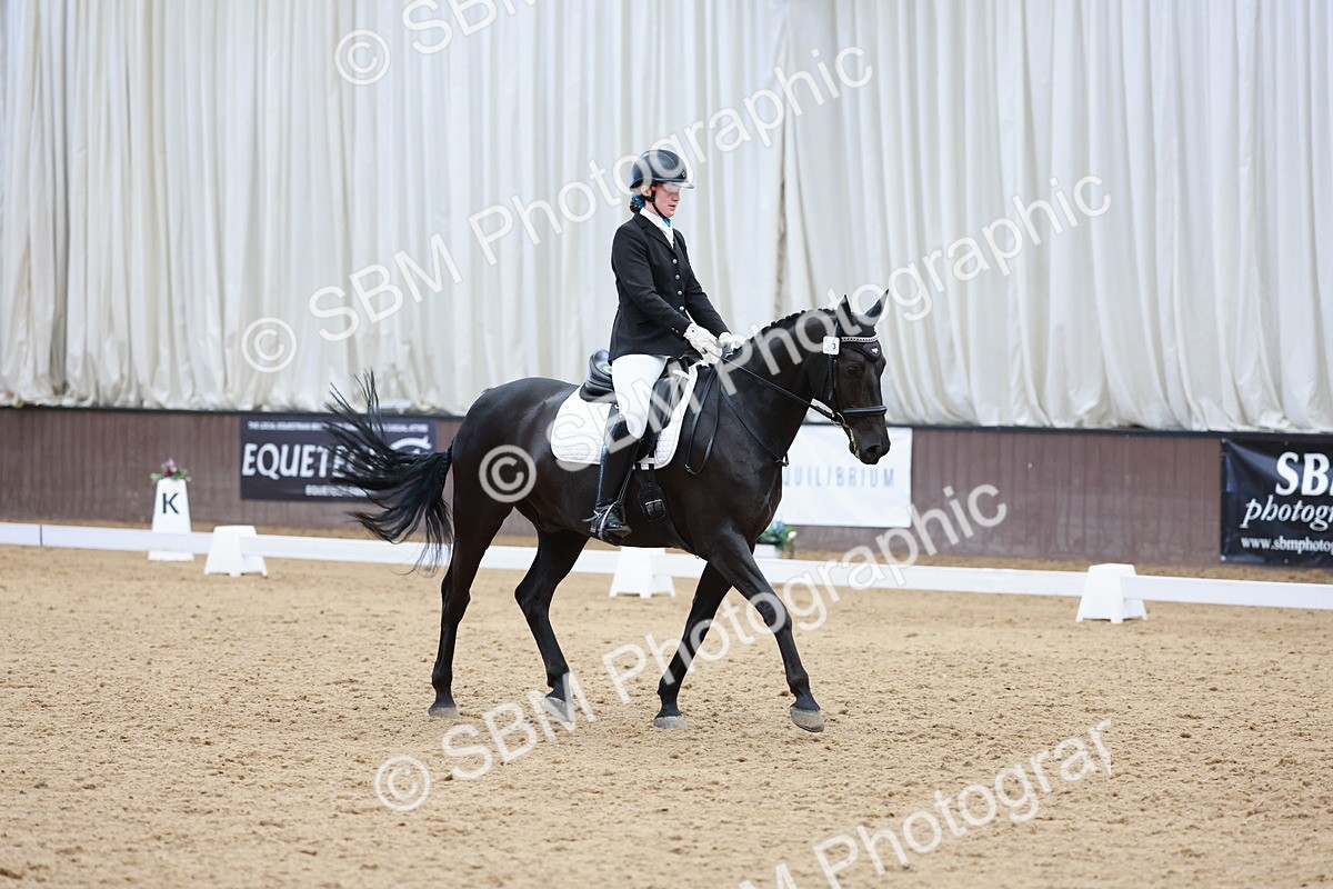 SBM_009911 - Class 6b - Novice 6 - 12.40-13.43