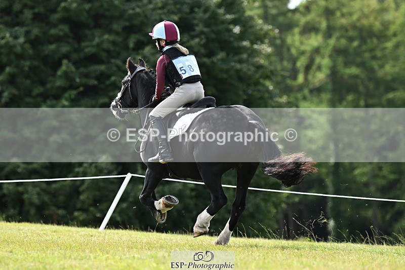 240825X-112630-32034 - 70cm XC 11.00 to 12.00