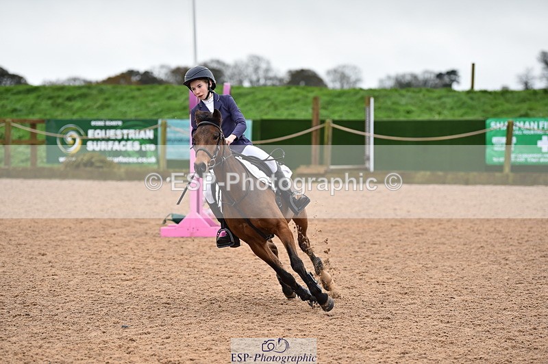 231118A-103216-01104 - Cls 18+19 Club and Schools 70cm