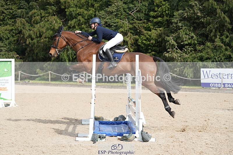 260322A-130439-01778 - 12 Newcomers 1m 10 Open