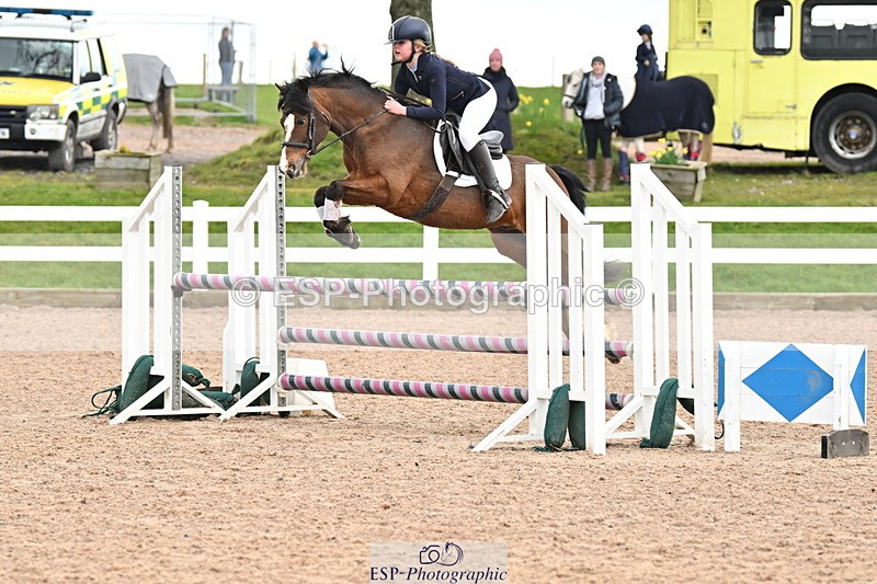 240310A-110451-02223 - Cls 4 Pony Discovery and 90cm Open