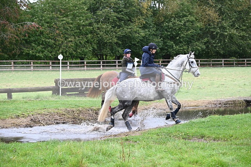 WJ6_2821 - Time at Photographer 11:01 to 11:20