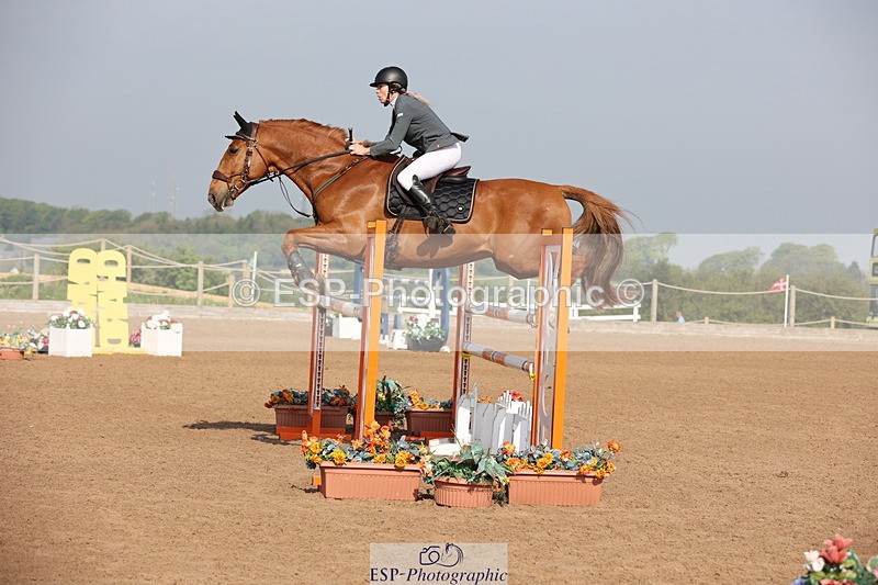 240511A-091340-10978 - Cls 32 Foxhunter