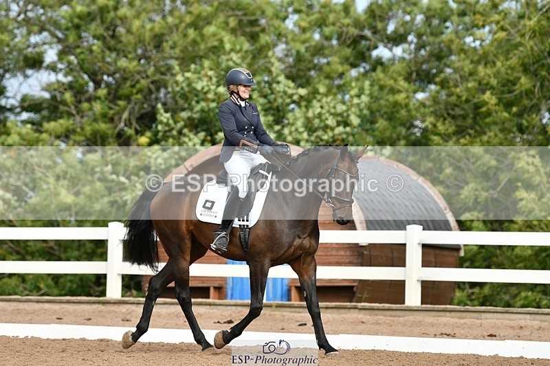 250906-100559-00575 - 098-Lucie.StokoeDionis