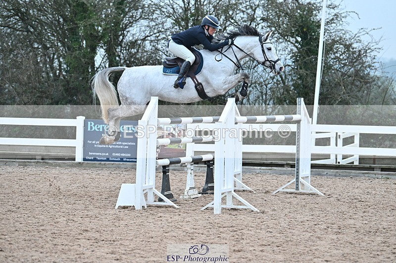 240113A-151037-02484 - Cls 15 National 1.30m and 1.40m