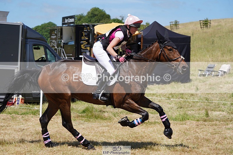 240629X-145420-3330 - 217-Catherine_Van_Randwyck-BALLYLENNON_SAMBUCA